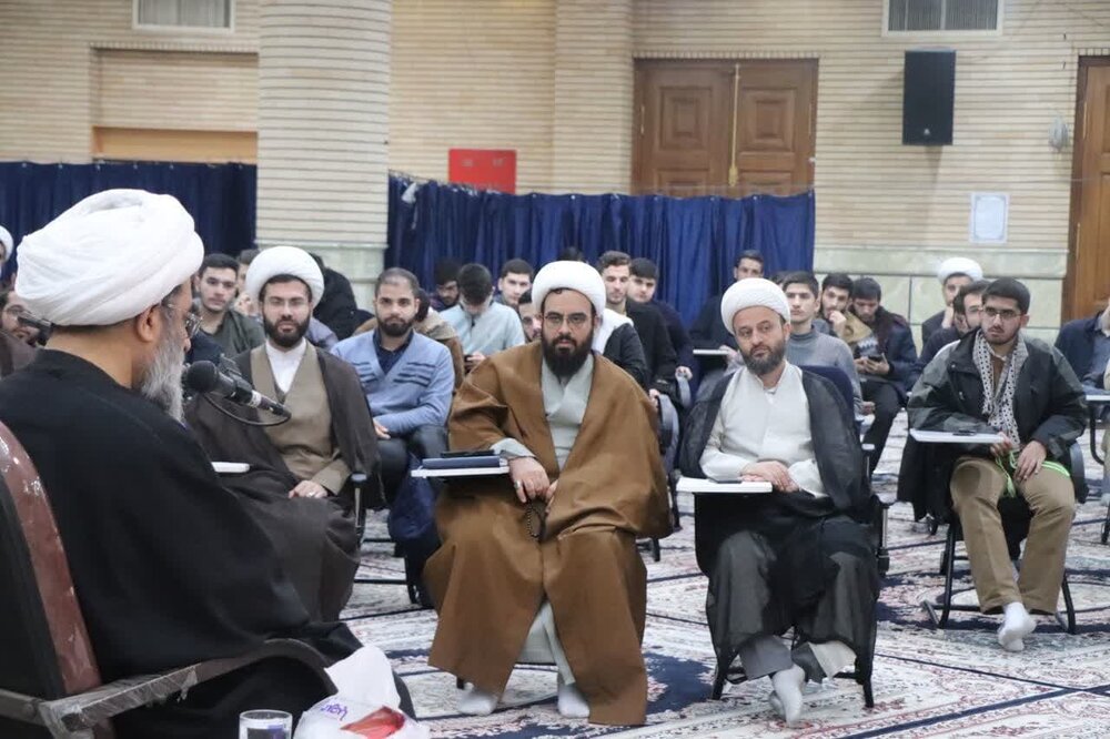 تصاویر/ سخنرانی آیت الله فاضل لنکرانی در جمع طلّاب و اساتید حوزه علمیه حضرت ولی عصر(عج) بناب تصاویر/ سخنرانی آیت الله فاضل لنکرانی در جمع طلّاب و اساتید حوزه علمیه حضرت ولی عصر(عج) بناب