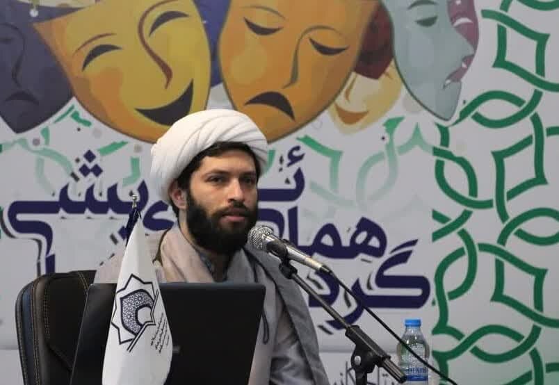گردهمایی گروههای نمایشی کانونهای مساجد قم برگزار شد/ اصلیترین وظیفه نمایش، ارتقاء سطح اندیشه است