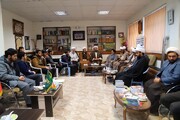 تصاویر / دیدار مدیر و طلاب مدرسه علمیه حضرت ولی عصر(عج) سامن با نماینده ولی فقیه در استان همدان