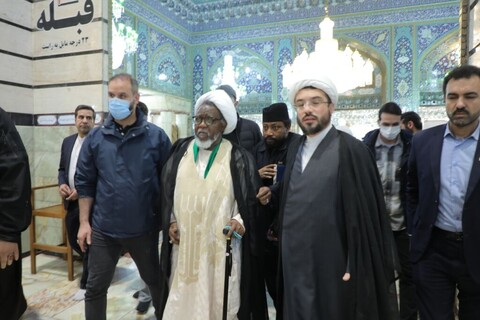 Photo: Sheikh Zakzaky's visit to the sacred shrine of Hazrat Masoumeh, may God bless her and grant her peace