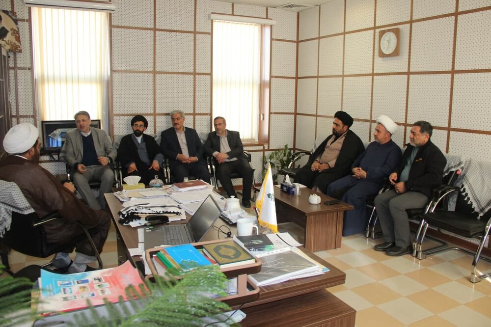 ترویج فرهنگ منابع طبیعی با همکاری حوزه علمیه استان قزوین