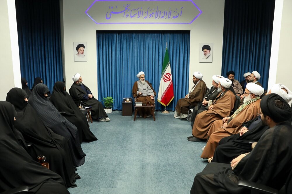 امامت و ولایت واسطه فیض الهی است