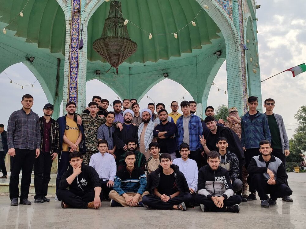 حضور طلاب و فضلای اردبیل در مناطق عملیاتی دفاع مقدس