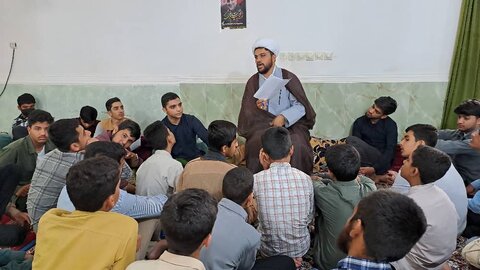 تصاویر/ حال و هوای اولین روز اعتکاف دانش آموزان در مسجد ولیعصر(عج) سندرک