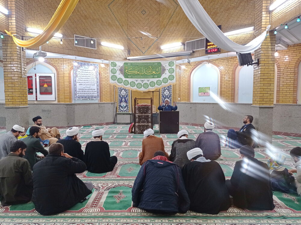 کاندیداها برای رسیدن به پست و مقام به جان هم نیفتند