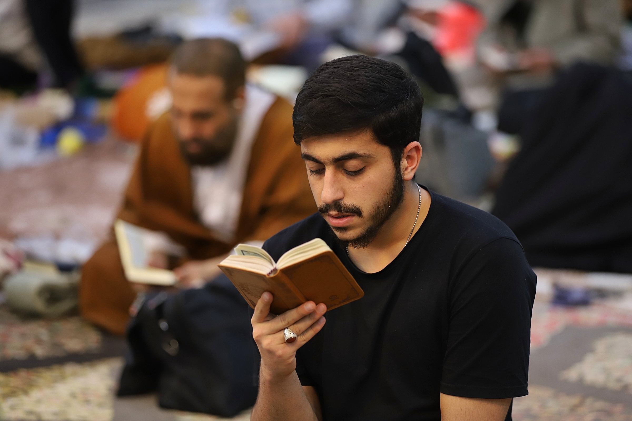 رشد ۳۵ درصدی معتکفین نسبت سال گذشته / اعتکاف یک میلیون نفر در ۷ هزار مسجد