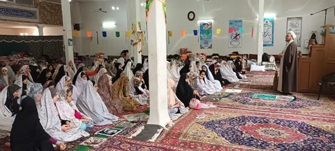 تصاویر/ برگزاری مراسم اعتکاف دانش آموزی دختران در مسجد شهید بهشتی خوی