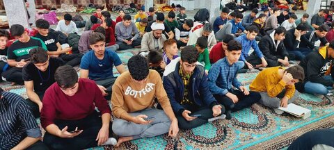 تصاویر/ برگزاری مراسم معنوی اعتکاف در شهر کشاورز