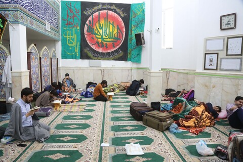 تصاویر/  مراسم معنوی اعتکاف در مسجد دانشگاه آزاد پردیسان