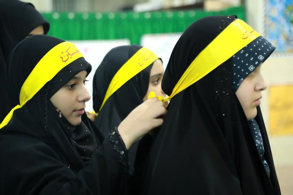 دارالعباده یزد در سالروز وفات حضرت زینب(س) به سوگ نشست