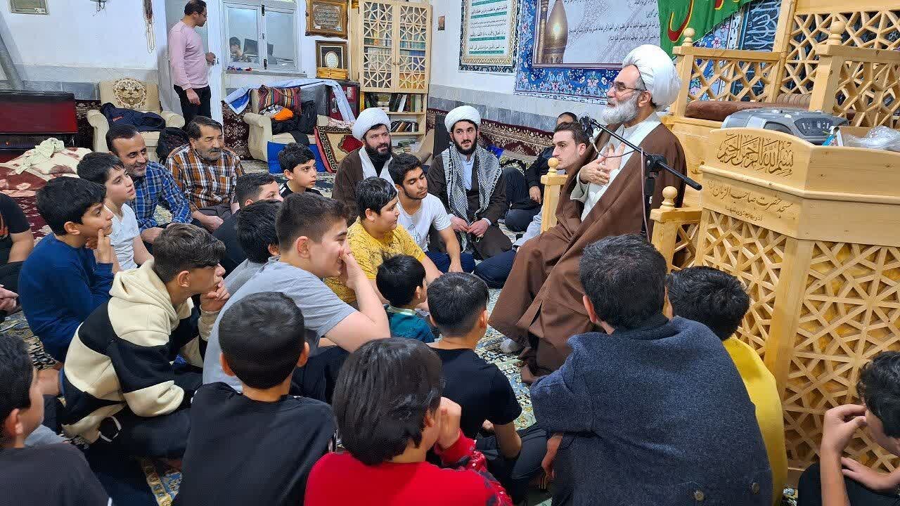 حاشیه ای بر شور دهه هشتادی ها در اعتکاف امسال / لزوم تحلیل واقع گرایانه از دینداری نسل جدید