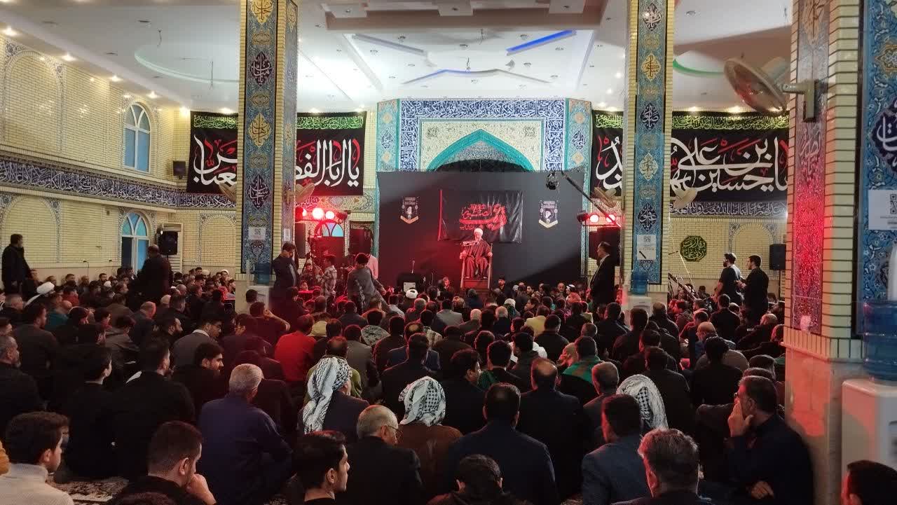 مراسم سوگواری وفات حضرت زینب(س) در مرکز علمی فرهنگی امام حسین(ع) اهواز + عکس