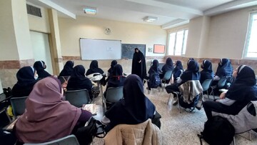 نماز اساسی ترین عامل محبت بین بندگان و پروردگار می باشد