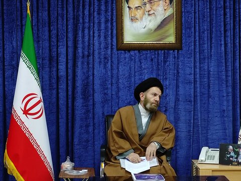 تصاویر دیدار مدیر عامل شرکت مخابرات ایران با نماینده ولی فقیه در لرستان