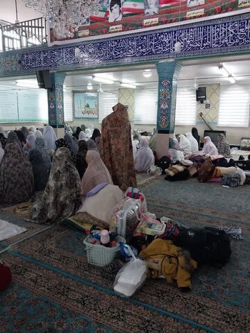 تصاویر/حضور مدیر و مبلغین موسسه آموزش عالی حوزوی ریحانه الرسول سلام الله علیها در مسجد محمد رسول الله(ص) ساوه در جمع معتکفین
