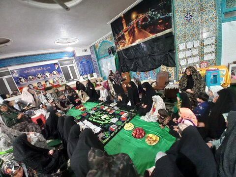 حضور مبلغین مدرسه علمیه فاطمیه محلات در جمع معتکفین