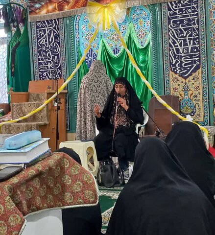 حضور مبلغین مدرسه علمیه فاطمیه محلات در جمع معتکفین