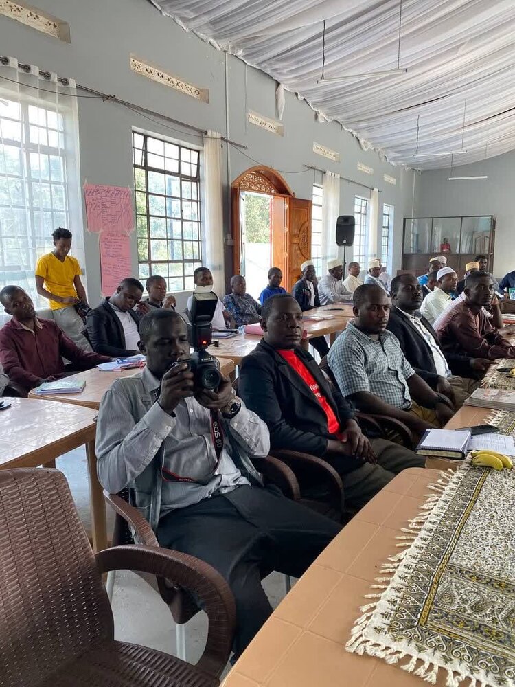 حجتالاسلام خاموشی تأکید کرد: دیپلماسی دانشبنیان مبنای مذاکره بین دولتها قرار گیرد