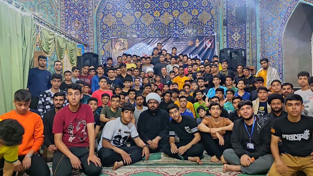 برگزاری اولین اعتکاف دانش‌آموزی در شهر بندر امام خمینی(ره)+ عکس