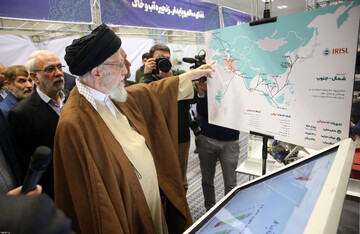 فیلم | روایتی از بازدید طولانی رهبر انقلاب از نمایشگاه محصولات داخل