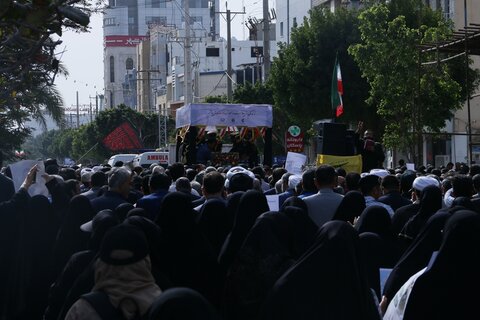 تصاویر/ تشییع شهید مدافع امنیت در بوشهر