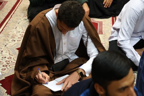 نشست بصیرتی عضو مجلس خبرگان رهبری با طلاب مدرسه علمیه الغدیر اهواز