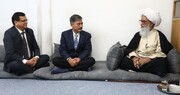 बगदाद में भारतीय दूतावास के एक प्रतिनिधिमंडल ने ٰआयतुल्लाह हाफ़िज़ बशीर नजफ़ी से मुलाकात की