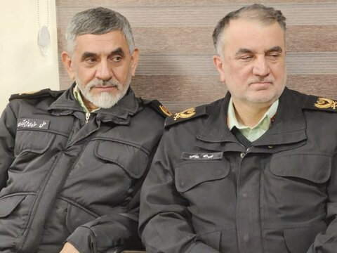 دیدار فرمانده کل انتظامی کشور با نماینده ولی فقیه در کردستان