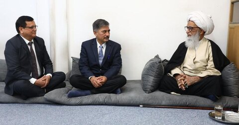 آیت اللہ العظمی حافظ بشیر نجفی سے بغداد میں ہندوستانی سفارت خانے کے وفد کی ملاقات 