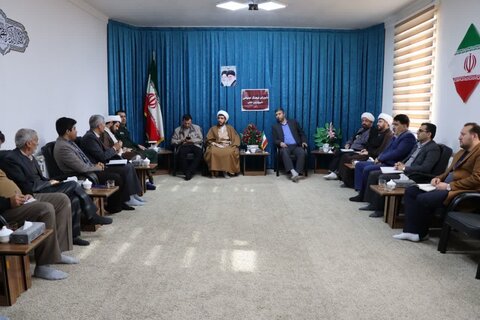 تصاویر/ جلسه شورای فرهنگ عمومی شهرستان تکاب