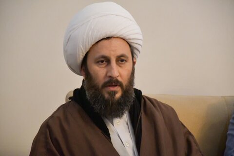 تصاویر/ دیدار امام جمعه شهرستان خوی با جانباز سرافراز رضا نیکنام