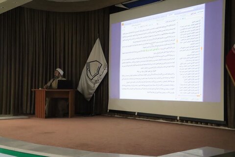 تصاویر/  بازدید طلاب مدرسه علمیه امام خامنه‌ای ارومیه از مرکز تحقیقات کامپیوتری علوم اسلامی در شهر قم