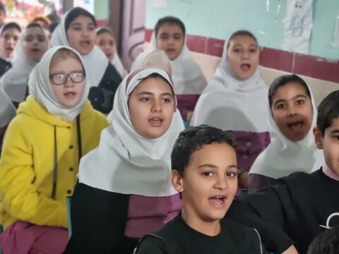 تصاویر/ ویژه برنامه نواختن زنگ انقلاب و آغاز دهه فجر در شهرستان ماکو