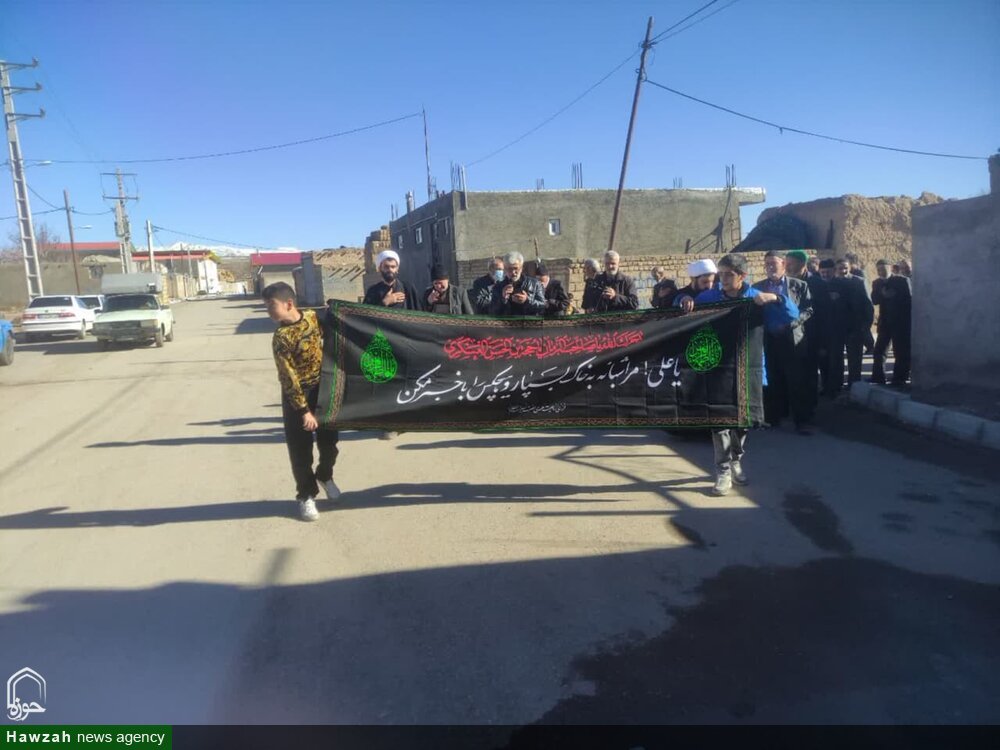 امام روستایی که برای حل مشکلات از ظرفیتهای خود روستا استفاده میکند