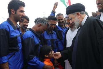 تصاویر/ جشن احیاء ۶۱۰ واحد راکد تولیدی و صنعتی استان هرمزگان