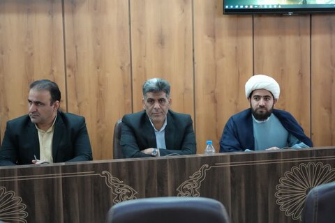 تصاویر هیات استانی بررسی تبلیغات انتخاباتی در لرستان