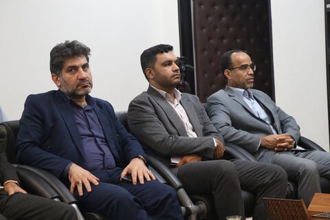 تصاویر/دیدار وزیر بهداشت با نماینده ولی فقیه در استان هرمزگان