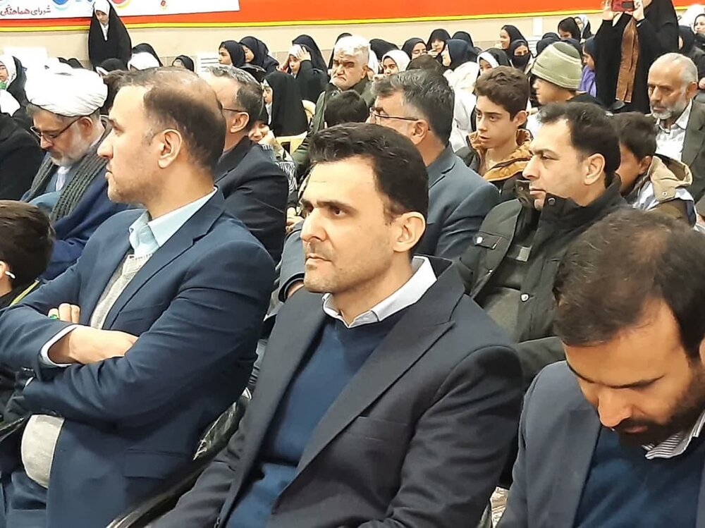 آیین گرامیداشت سالروز لحظه ورود امام خمینی (ره) به میهن درکاشان برگزارشد+عکس