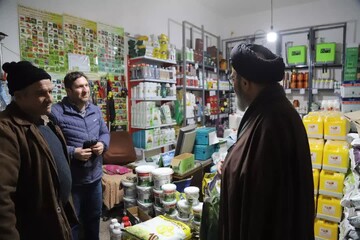 تصاویر/ دیدار و گفتگوی نماینده ولی فقیه در آذربایجان شرقی با کسبه شهرستان هادیشهر