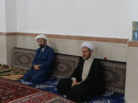 بالصور/ انعقاد جلسة لتبين مسائل  علم النفس الإسلامي لطلاب العلوم الدينية في مدينة خوي