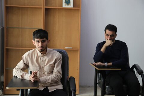 تصاویر/ برگزاری آزمون شفاهی طلاب و روحانیون شرکت کننده در فراخوان تبلیغ در فضای مجازی