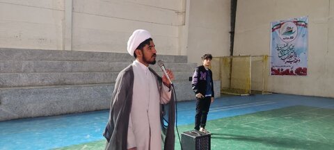 تصاویر مراسم افتتاحیه جشنواره مردمی چله انقلاب در کوهدشت