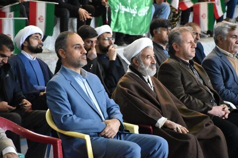 تصاویر مراسم افتتاحیه جشنواره مردمی چله انقلاب در کوهدشت