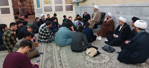 تصاویر/ حضور طلاب مدرسه علمیه امام علی علیه السلام در اردوی زیارتی و سیاحتی قم