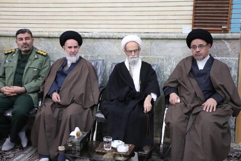 تصاویر/ نشست اساتید و طلاب روحانیون شهرستان بناب