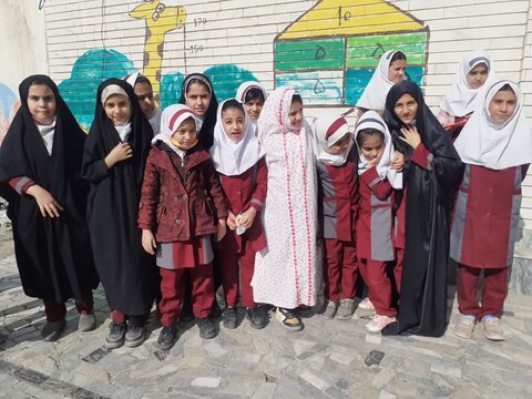 تصاویر برگزاری کارگاه عفاف و حجاب در یکی از مدارس خرم آباد