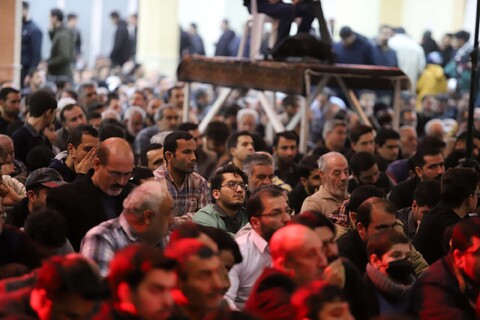 تصاویر /  مراسم سوگواری شهادت امام موسـی کاظم(ع) با مداحی محمود کریمی