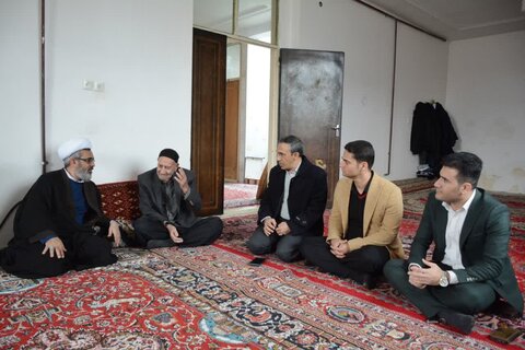 تصاویر دیدار مدیر کل بنیاد شهید و امور ایثارگران لرستان با خانواده شهدای الشتر