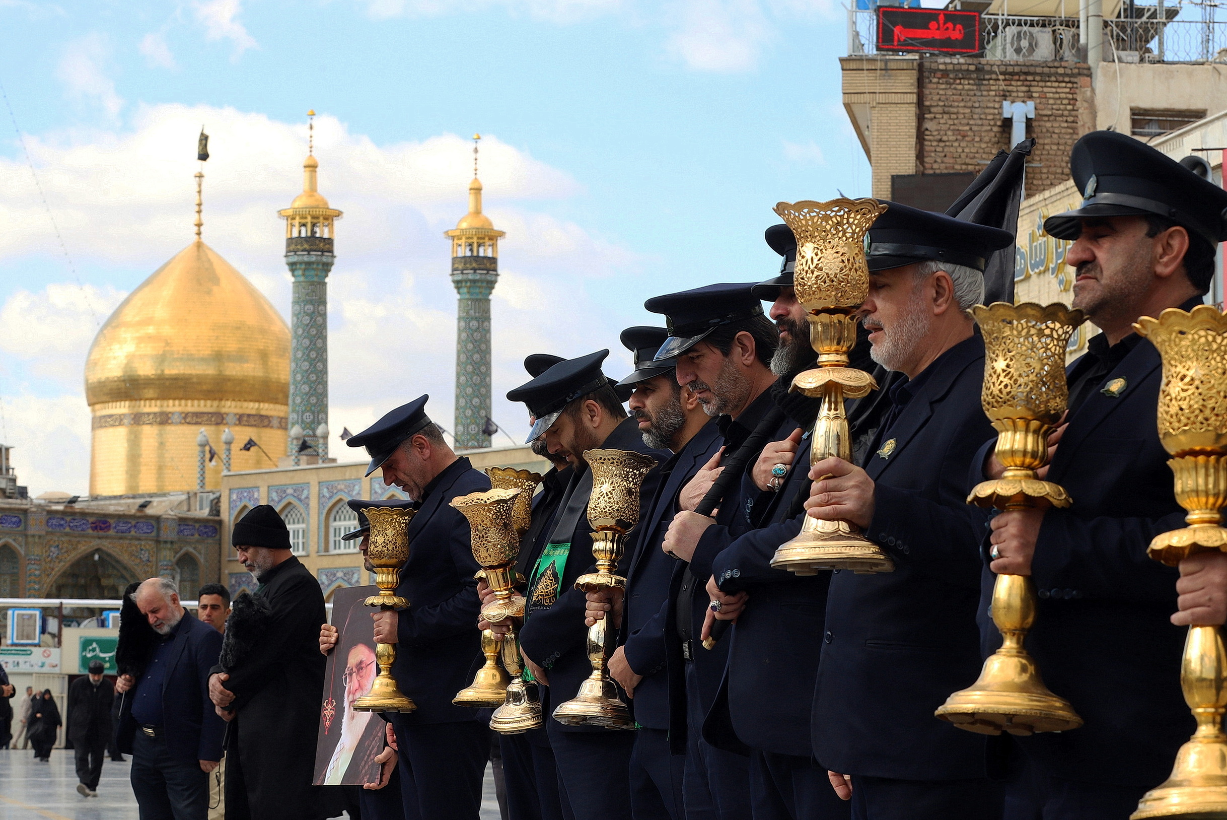 تصاویر / دسته عزاداری خادمان کریمه اهل بیت (ع) در سالروز شهادت امام موسی کاظم(ع)