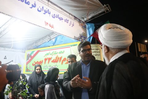 افتتاح نمایشگاه دستاوردهای انقلاب در شهرستان جاسک  توسط نماینده ولی فقیه در استان هرمزگان